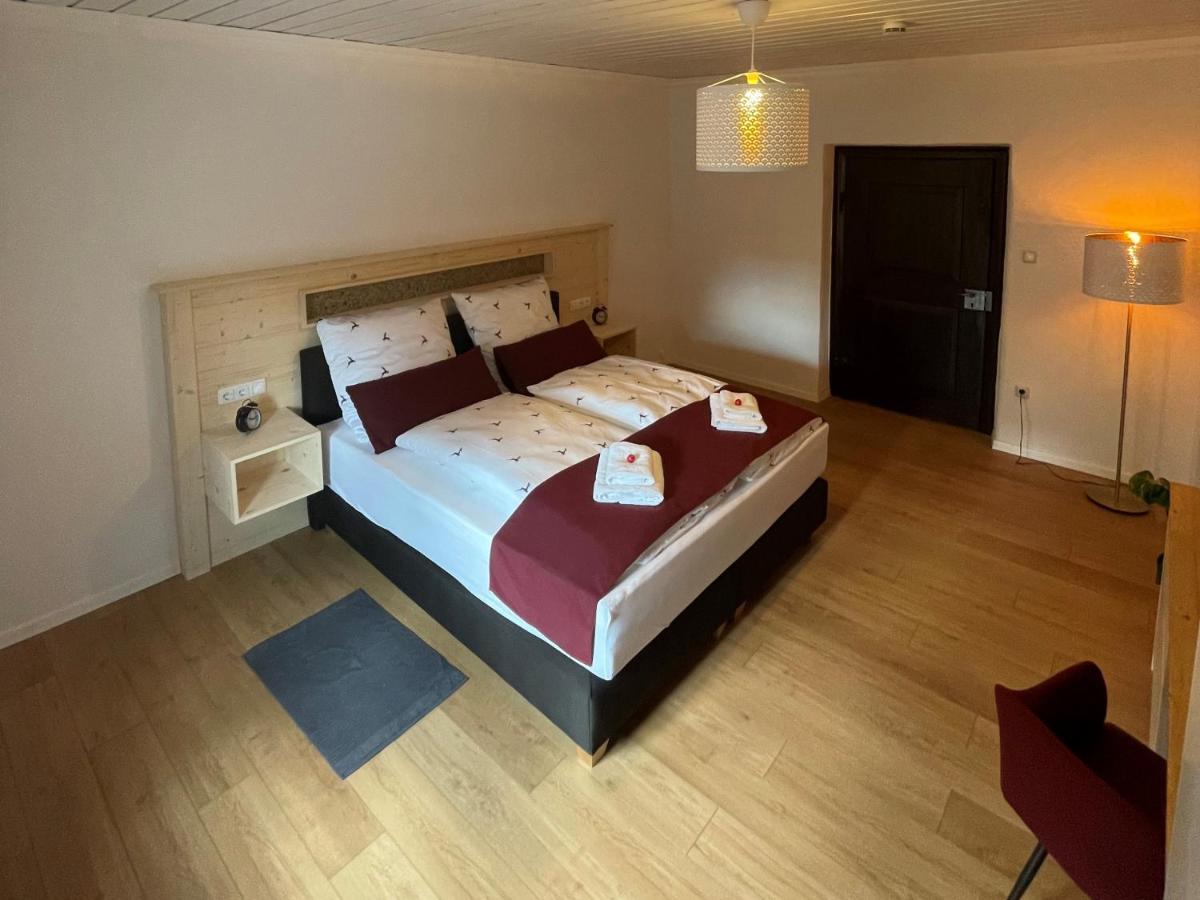 Zur Post Apartment *